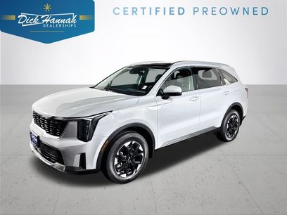 Certified 2025 Kia Sorento S w/ Panoramic Sunroof Package