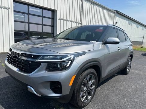 Used 2024 Kia Seltos S AWD/4WD image 19