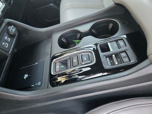 Certified 2024 Honda Pilot EX-L image 17