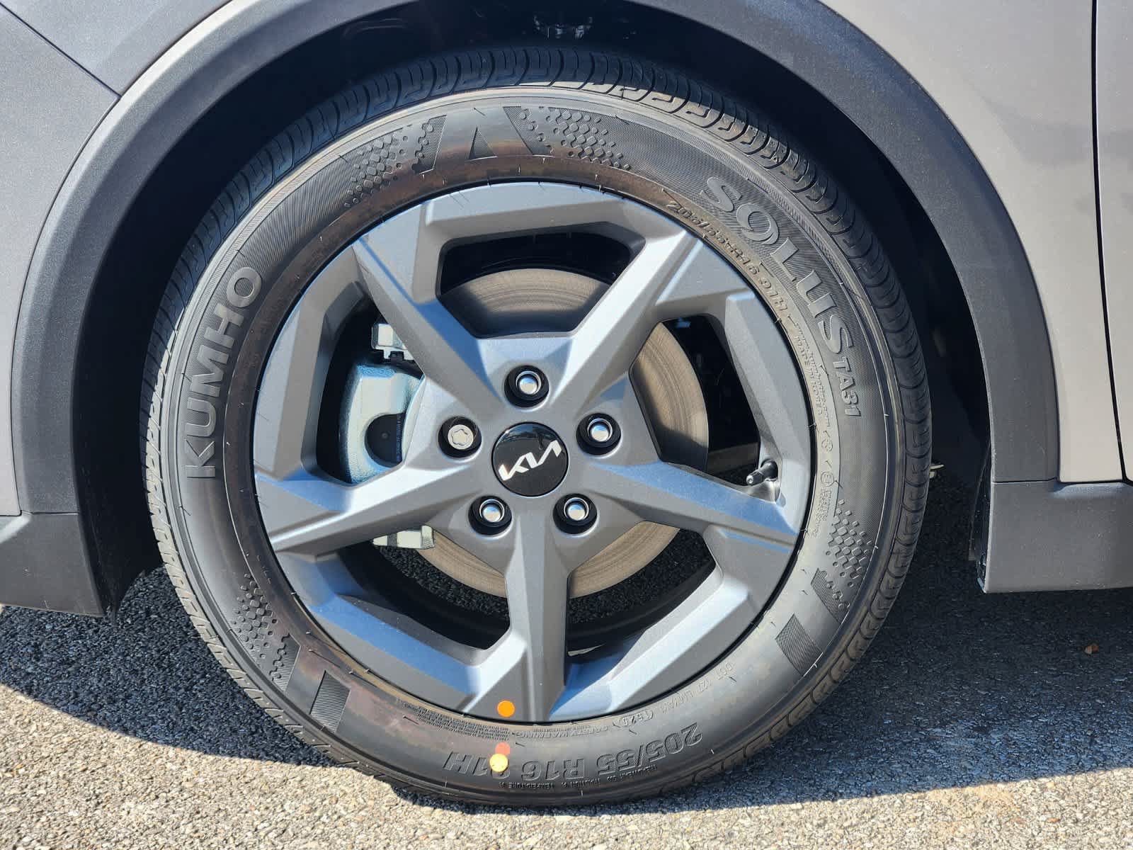 Certified 2025 Kia K4 FWD image 9