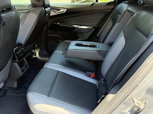 Used 2023 Volkswagen ID.4 Pro S RWD image 25
