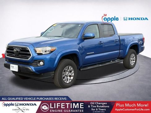 Used 2018 Toyota Tacoma SR5 image 3