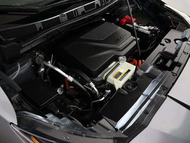 Used 2025 Nissan Leaf S FWD image 32