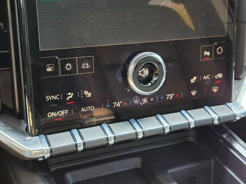 Used 2026 GMC Acadia Elevation w/ Elevation Premium Package image 34