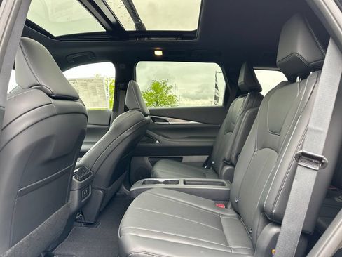 Used 2027 INFINITI QX60 Sport w/ Dark Cargo Package AWD/4WD image 25