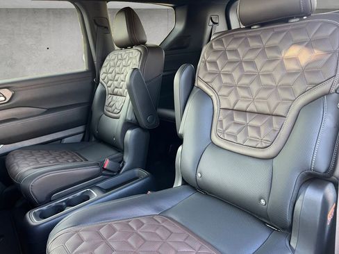 New 2026 Nissan Armada Platinum image 22