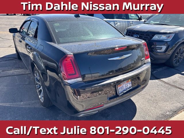 Used 2018 Chrysler 300 Touring w/ Sport Appearance Package RWD image 18