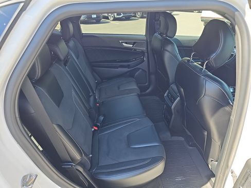 Used 2019 Ford Edge ST w/ Equipment Group 401A AWD/4WD image 28