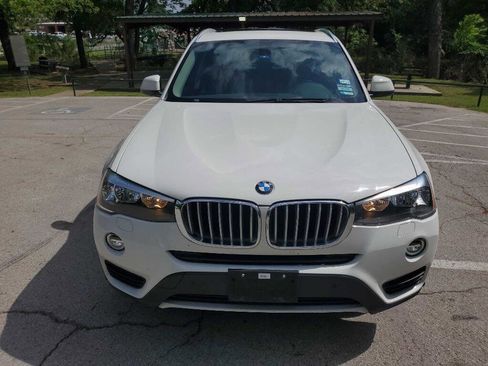 Used 2017 BMW X3 sDrive28i image 9