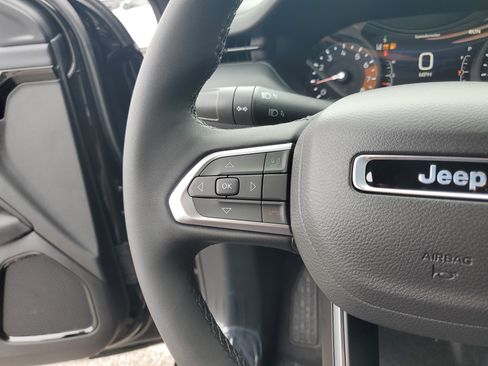 New 2026 Jeep Compass Latitude image 15