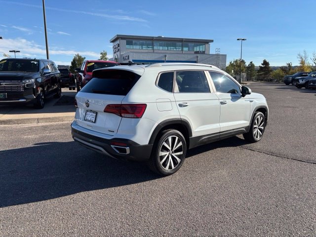 Used 2022 Volkswagen Taos SE AWD/4WD image 5