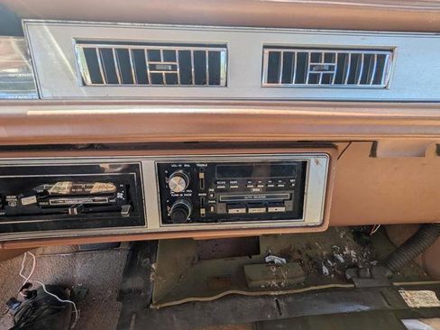Used 1988 Buick Le Sabre Custom FWD image 36