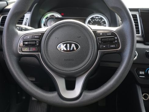 Used 2017 Kia Niro LX FWD image 25