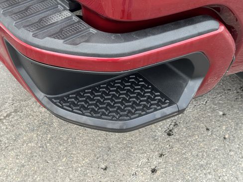 Used 2023 GMC Sierra 1500 Elevation w/ Preferred Package image 15