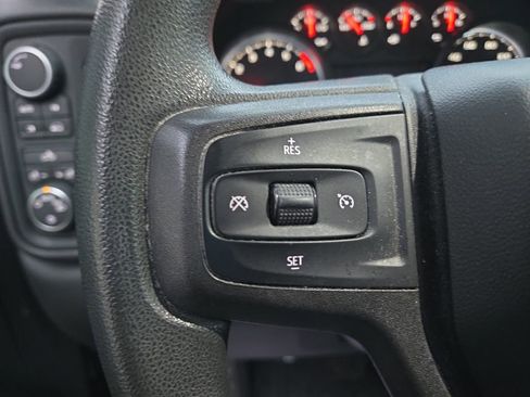 Used 2019 Chevrolet Silverado 1500 Custom w/ Custom Value Package image 10