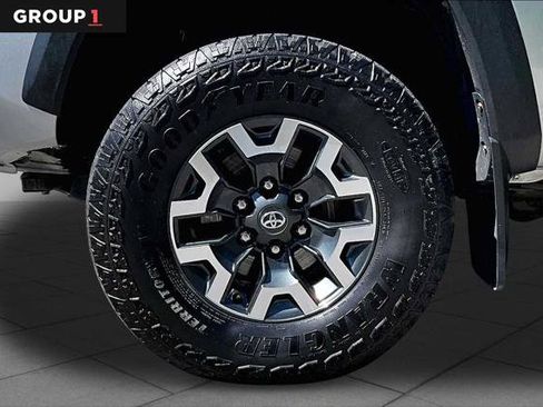 Certified 2023 Toyota Tacoma TRD Off-Road AWD/4WD image 11