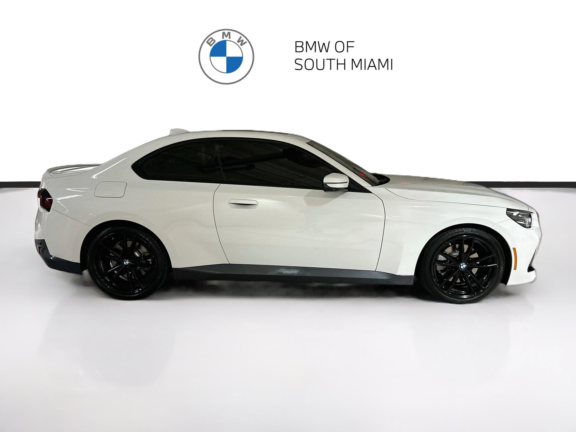 Used 2022 BMW 230i Coupe w/ M Sport Package RWD image 8