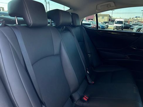 Used 2022 Lexus ES 350 w/ Accessory Package 2 FWD image 16