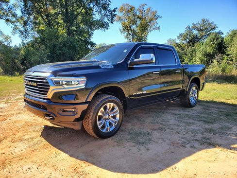 Used 2020 RAM 1500 Limited image 23