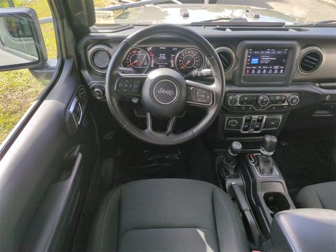 Certified 2018 Jeep Wrangler Unlimited Sport S image 18