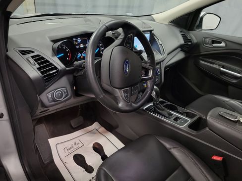 Used 2019 Ford Escape SEL image 14