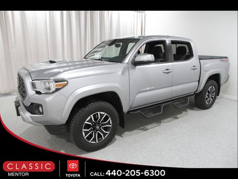 Certified 2020 Toyota Tacoma TRD Sport image 3