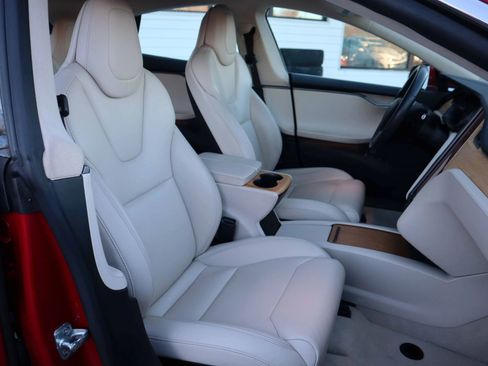 Used 2019 Tesla Model S Long Range image 6
