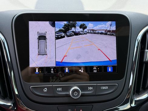 Used 2024 Chevrolet Equinox RS AWD/4WD image 16