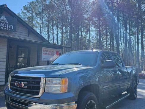 Used 2011 GMC Sierra 1500 SLE w/ Power Tech Package image 1