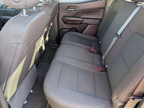 Used 2023 Chevrolet Colorado LT image 17
