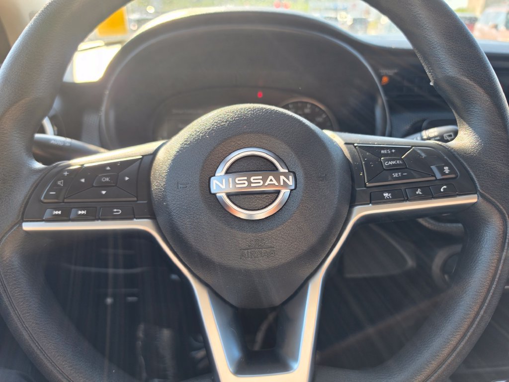 Used 2023 Nissan Kicks SV FWD image 17