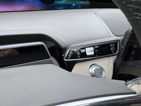 New 2025 Lincoln Nautilus Premier w/ Equipment Group 102A image 21