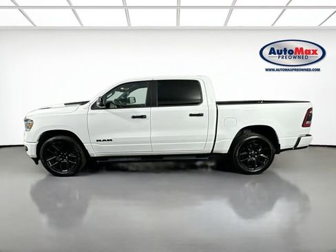 Used 2024 RAM 1500 Laramie AWD/4WD image 9