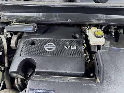 Used 2013 Nissan Pathfinder SL FWD image 41