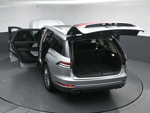 Used 2020 Lincoln Aviator Reserve w/ Equipment Group 201A image 60