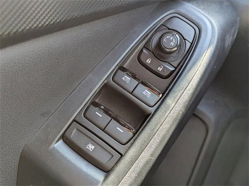 Used 2024 Subaru Crosstrek 2.0i Premium image 25