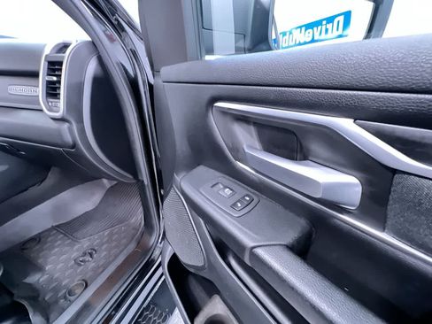 Used 2019 RAM 1500 Big Horn AWD/4WD image 34