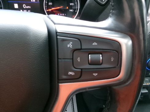 Used 2019 Chevrolet Silverado 1500 LTZ w/ LTZ Premium Package AWD/4WD image 24