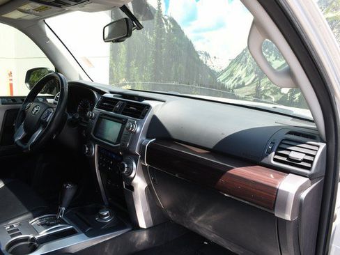 Used 2014 Toyota 4Runner Limited AWD/4WD image 25