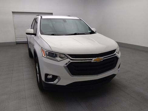 Used 2021 Chevrolet Traverse LT FWD image 14