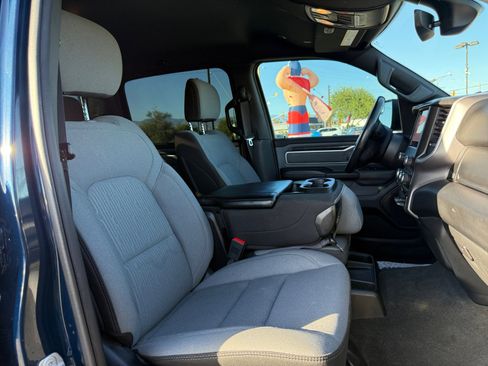 Used 2022 RAM 1500 Big Horn RWD image 32