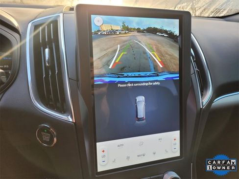 Used 2023 Ford Edge ST image 24