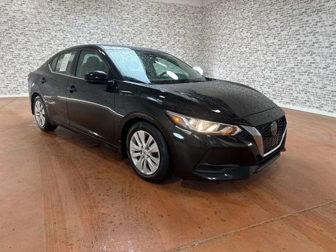 Used 2022 Nissan Sentra S image 1