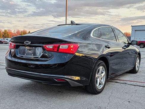 Used 2018 Chevrolet Malibu LS image 6