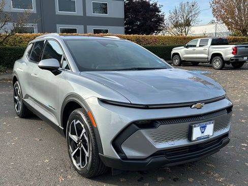 New 2026 Chevrolet Equinox EV LT image 1