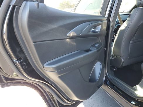 Used 2022 Chevrolet TrailBlazer RS w/ Sun and Liftgate Package image 22