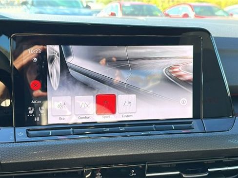 Used 2024 Volkswagen GTI SE image 19