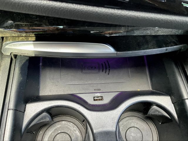 Used 2023 BMW 540i w/ M Sport Package RWD image 17