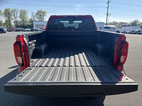 New 2026 GMC Sierra 1500 SLE AWD/4WD image 20
