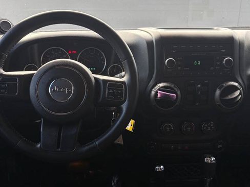 Used 2014 Jeep Wrangler Unlimited Sport w/ Quick Order Package 24S AWD/4WD image 11